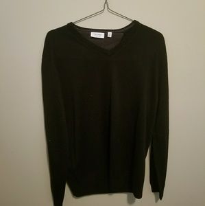 Men's v neck Calvin Klein pullover dress sweater.